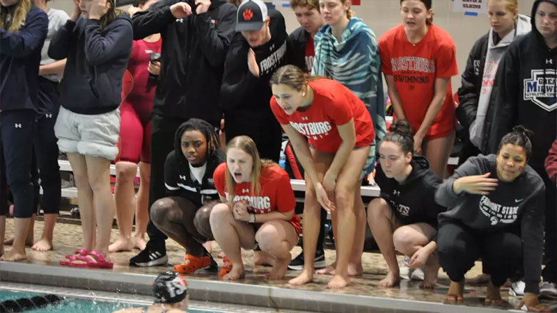 womens swimming